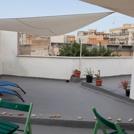 Area 12 Bb Acomodação com café da manhã Trapani Exterior foto